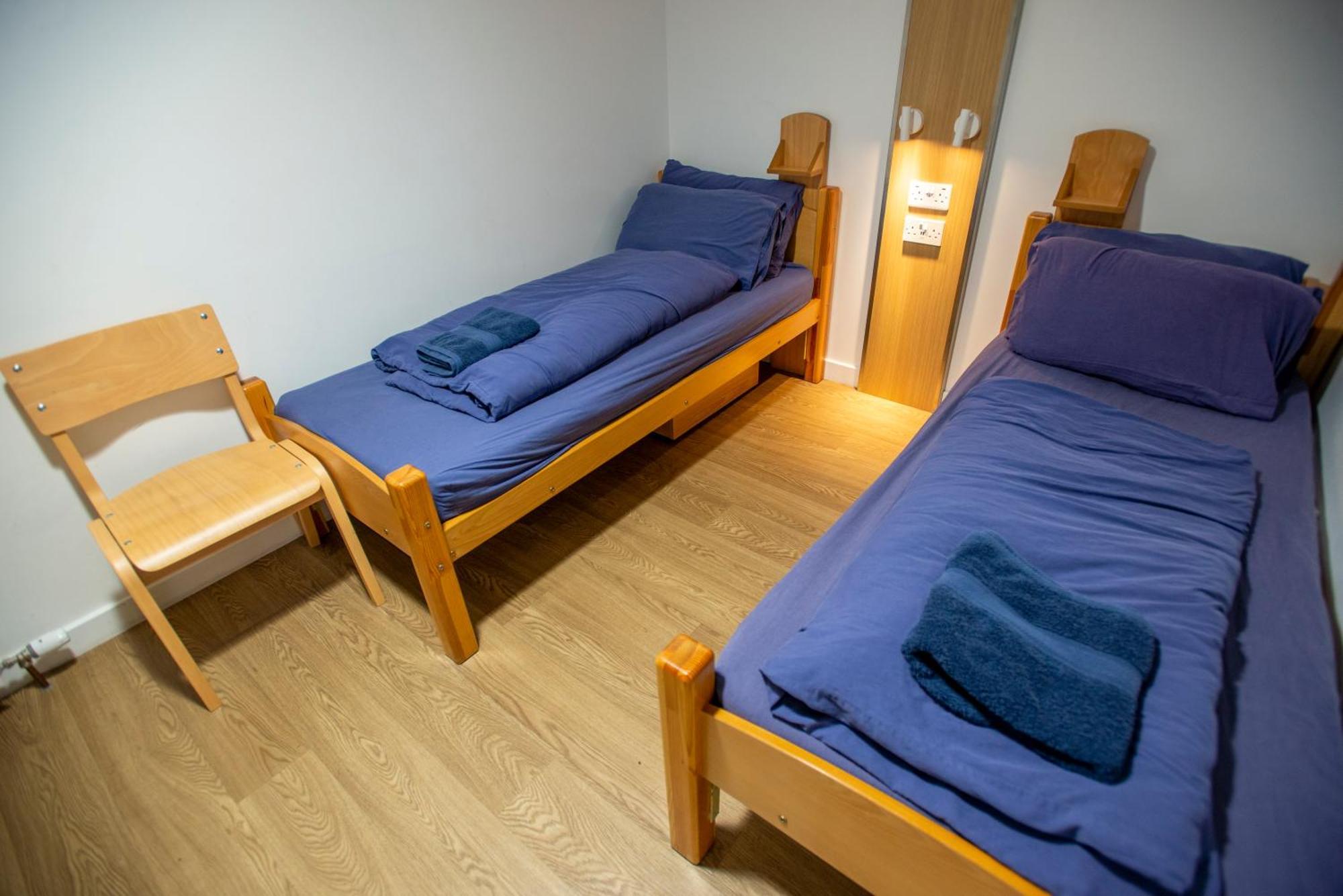 Glen Nevis Youth Hostel Fort William Esterno foto A room at the hostel